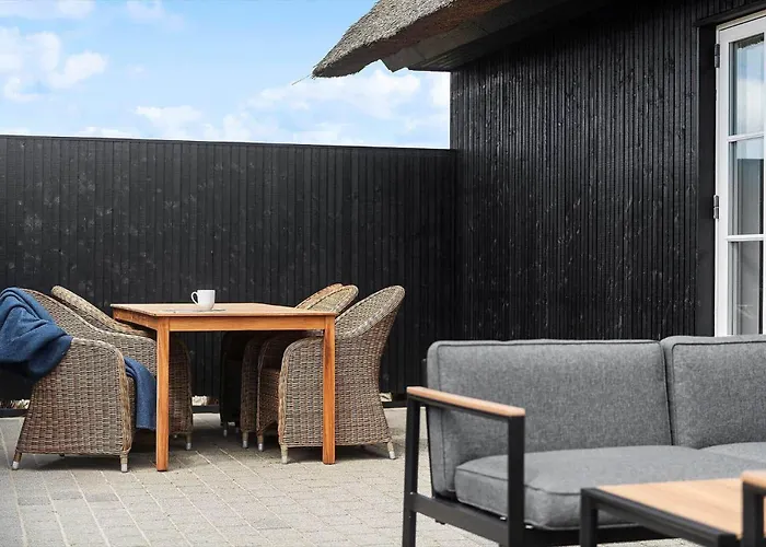 Дом отдыха Fan005-fano-hympelvej-49 *